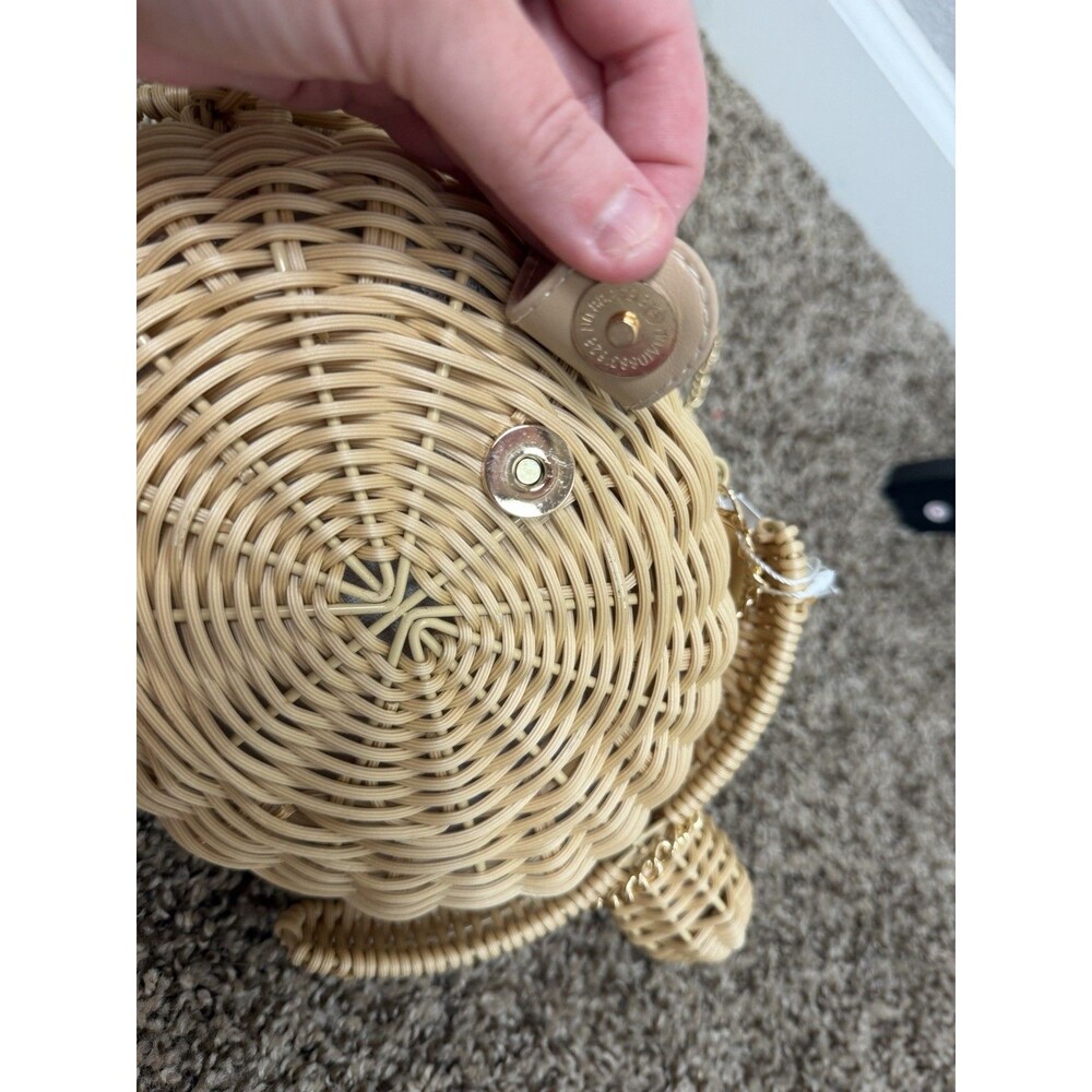 Tommy Bahama Woven Sea Turtle Crossbody Bag Natural Straw Viral Beach Purse NWT - Picture 5 of 13